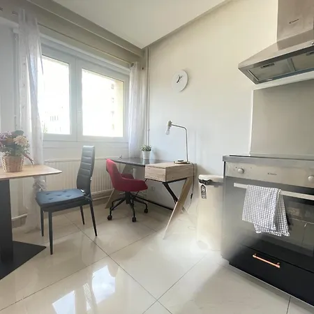 Apartman Plantiere - Studio Centre Quartier Queuleu - 2 Personnes *